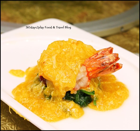 Li Bai Sheraton- Braised King Prawn and Sweet Potato with Hairy Crabmeat and Crab Roe (2)