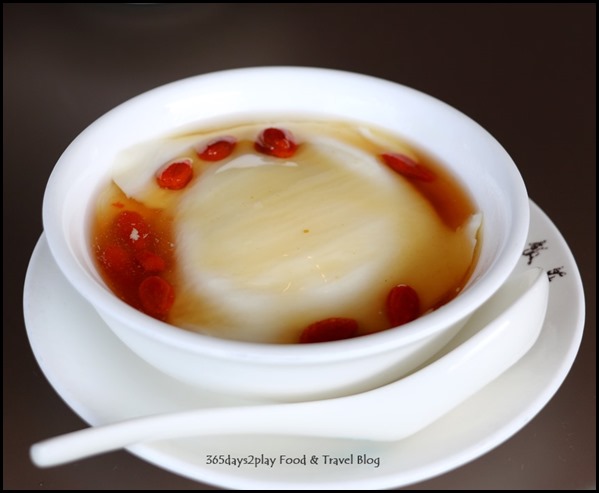 Sichuan Douhua -  Homemade Fine Bean Curd with Wolfberry $4