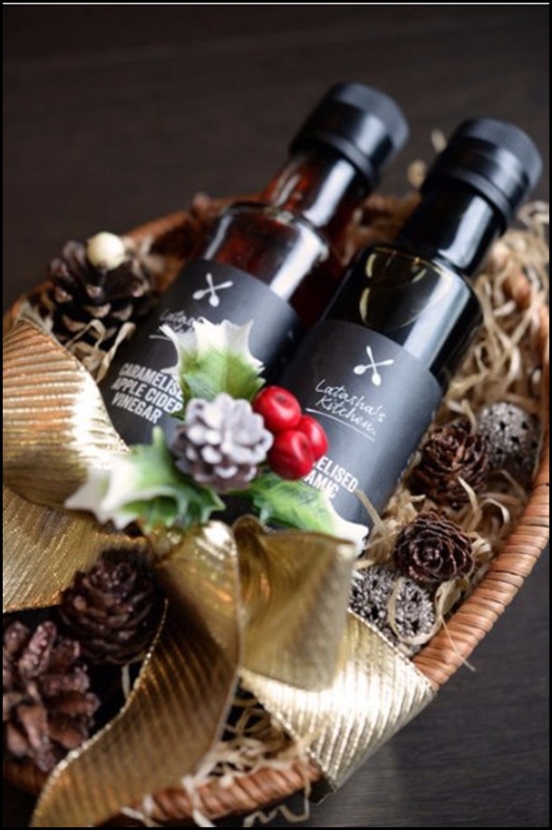 Latasha's Kitchen gluten Free Dressing Gift Hamper (Apple Cider & Balsamic Vinegar) $33