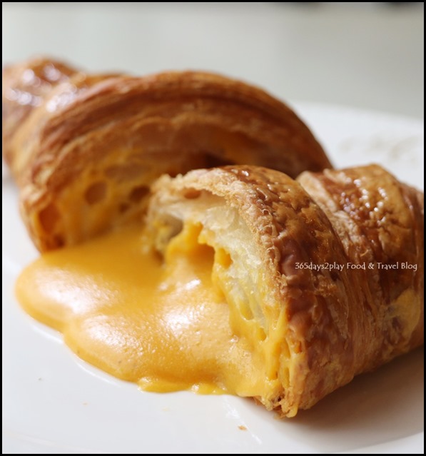 Antoinette Salted Egg Croissant (2)