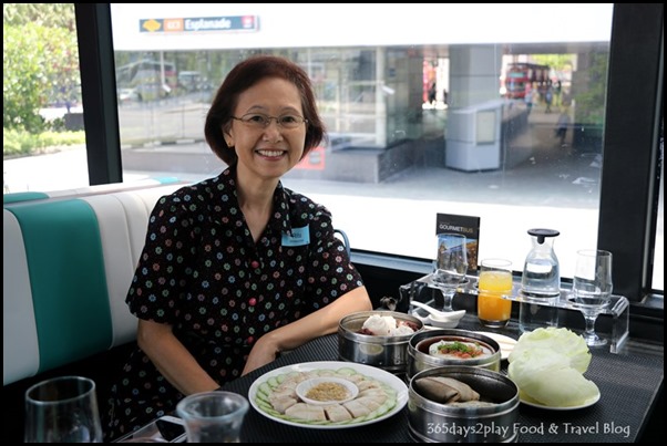 Singapore Gourmet Bus (1)