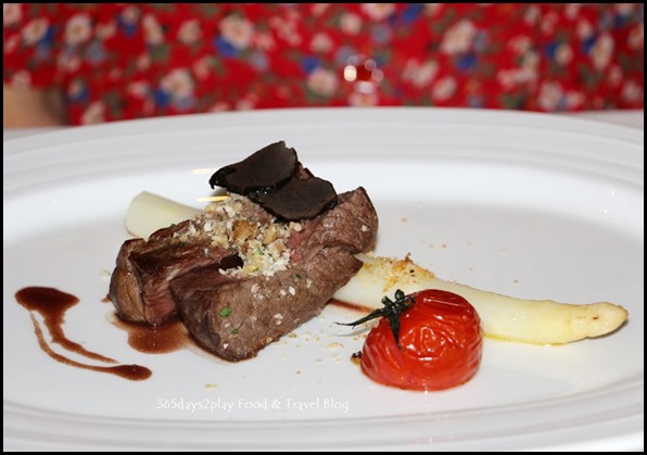 Marriott Pool Grill - Gratinated beef tenderloin, buttered white asparagus, porcini crust, truffle sauce