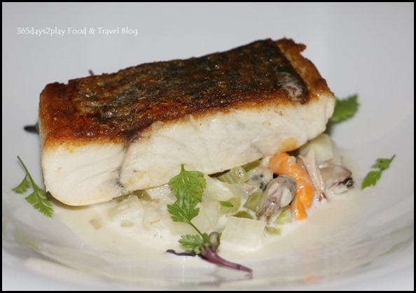 Marriott Pool Grill - Pan-fried sea bass, white asparagus, clams, mussel chowder