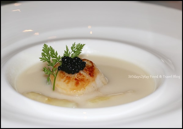 Marriott Pool Grill - White asparagus soup, seared scallop, avruga caviar
