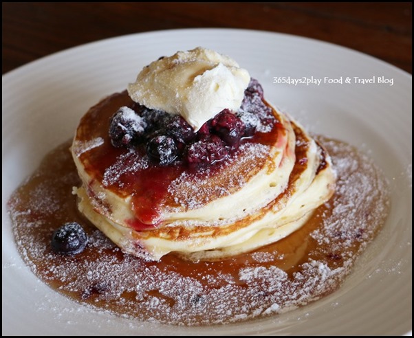 Lamont's - Buttermilk Pancakes with Mascarpone and berries $18.50  (1)