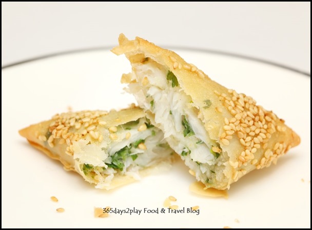 Avenue Joffre - Deep-fried Golden Pockets with Sliced Mandarin Fish Filling (1)