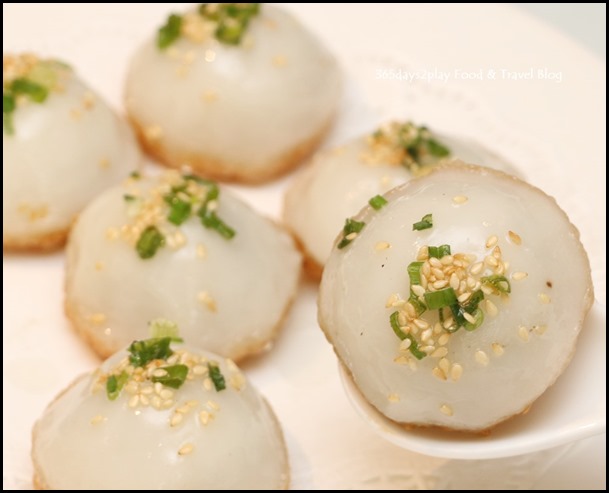 Avenue Joffre - Pan-fried Glutinous Rice Balls with Pork & Vegetable Filling