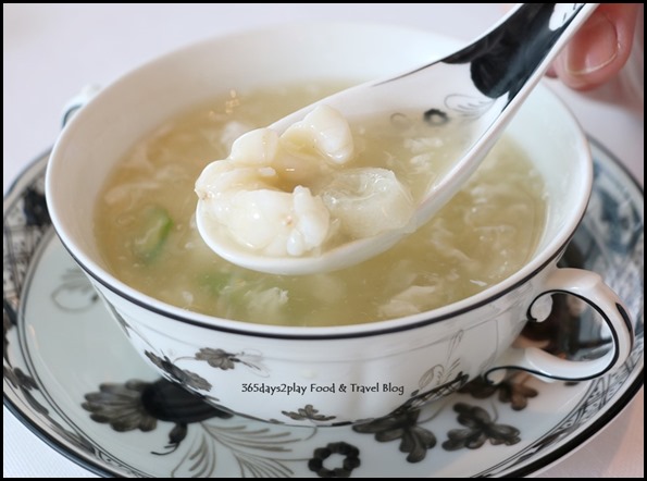 Ritz Carlton Summer Pavilion - Braised Bird's Nest Soup, Boston Lobster Meat, Bamboo Piths, Diced Asparagus (1)