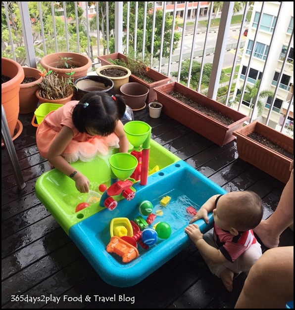 Water-table play area (1)