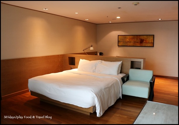 Grand Mercure Singapore Roxy Business Suite (7)