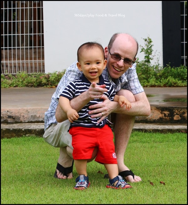 Baby Edward having fun at Hort Park (7)