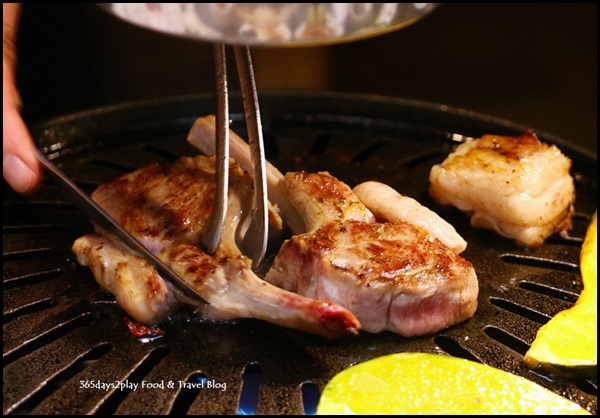 The Hitsuji Club - Lamb chops sizzling on barbecue grill (2)