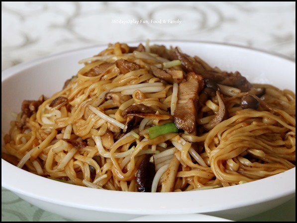 Dragon Bowl Restaurant - Braised duck E-Fu Noodles