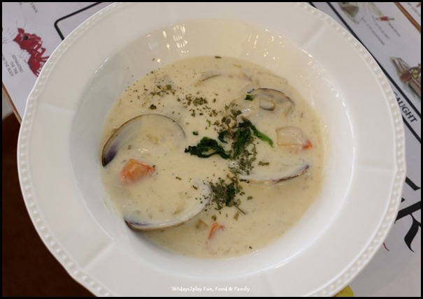 Greenwood Fish Market - Seafood Clam Chowder $11.95