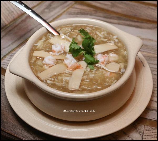 Dian Xiao Er - Fish Maw Thick Soup with Seafood $26.40(M)