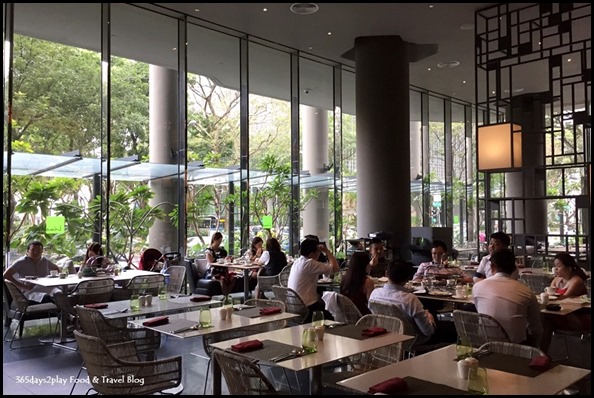 PARKROYAL on Pickering Lime Restaurant dining area (2)