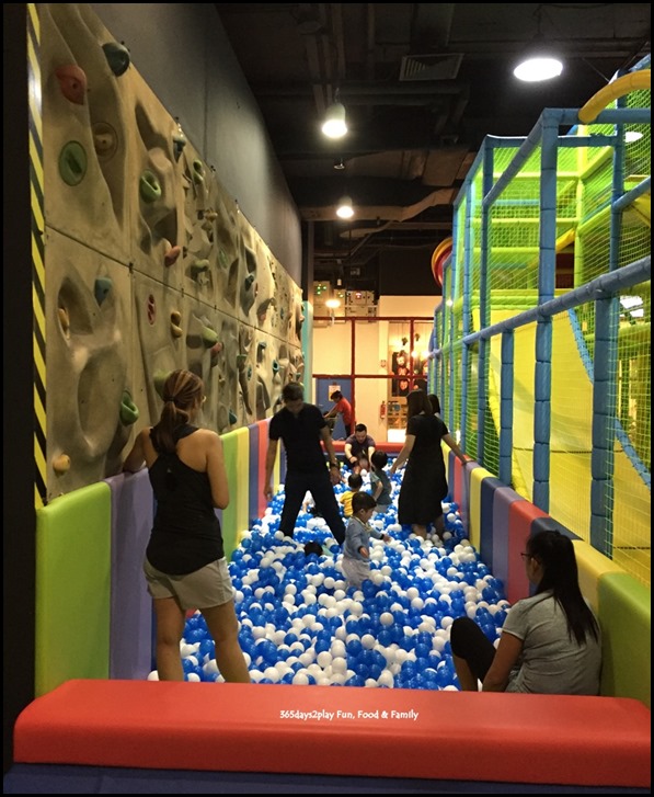 Tayo Station - Ball Pit and climbing wall