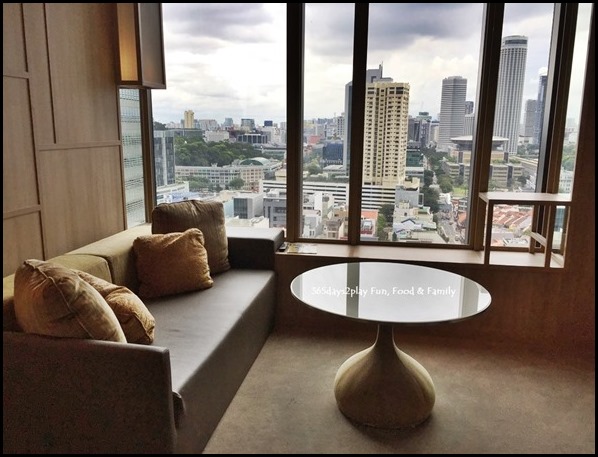 PARKROYAL on Pickering - Orchid Club Junior Suite (2)