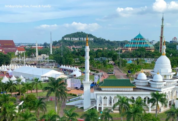 HARRIS Hotel Batam Centre - Welcome to Batam Sign