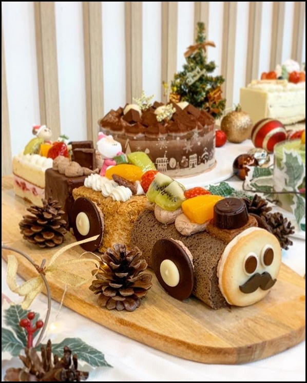 Chateraise Xmas Train Cake