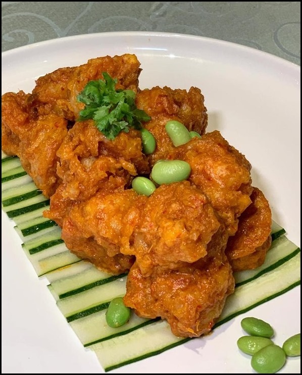 Famous Treasure - Wok-fried Prawn Ball with Traditional Nanyang Style