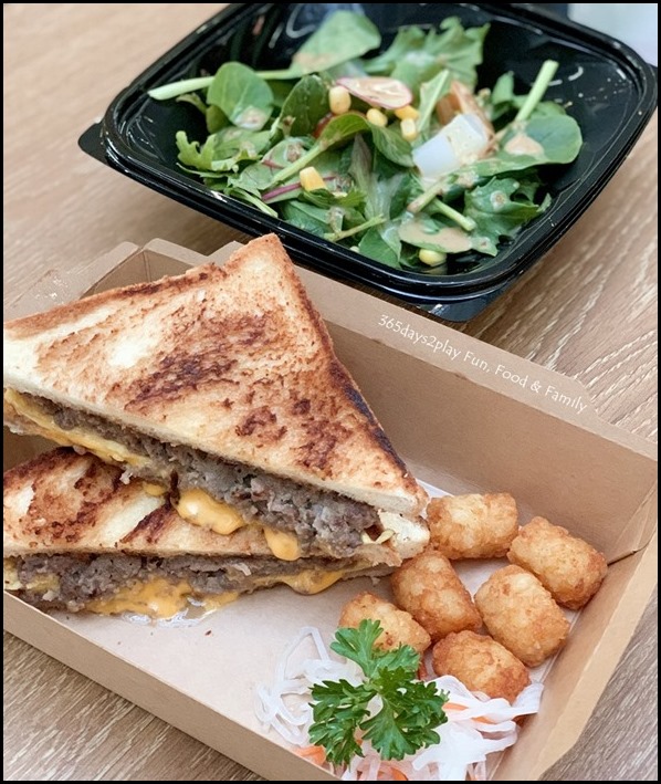 Syohachi Wagyu Hamburg Toastie set with salad and tater tots (5)