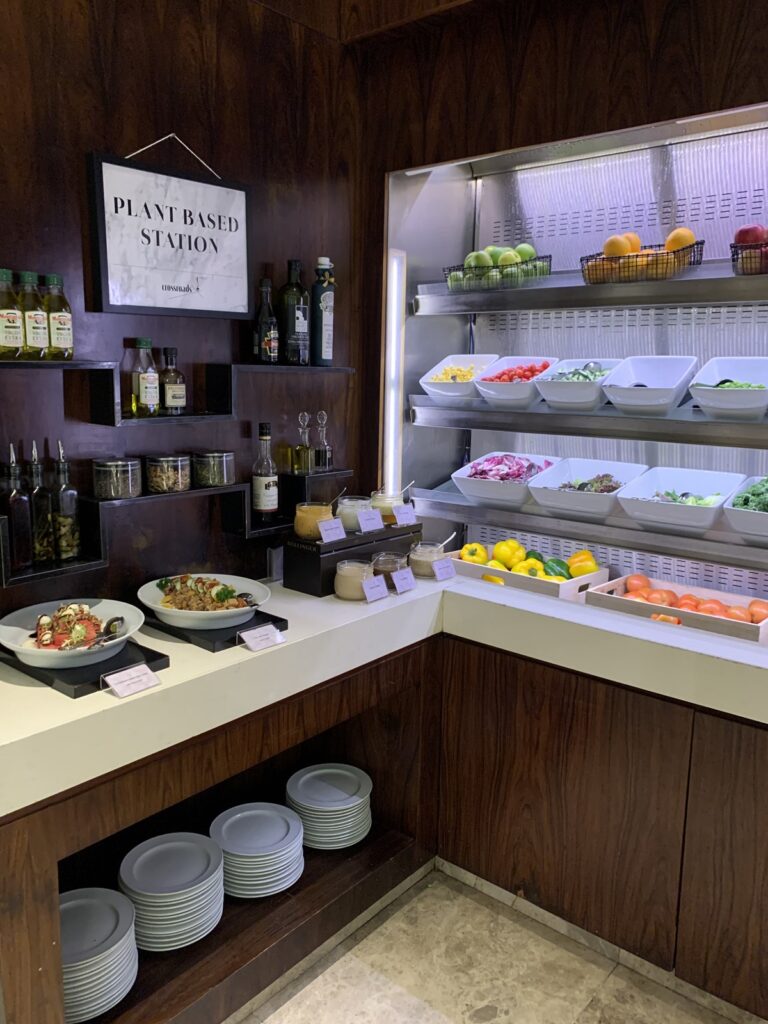 Crossroads at Singapore Marriott Tang Plaza Hotel The international