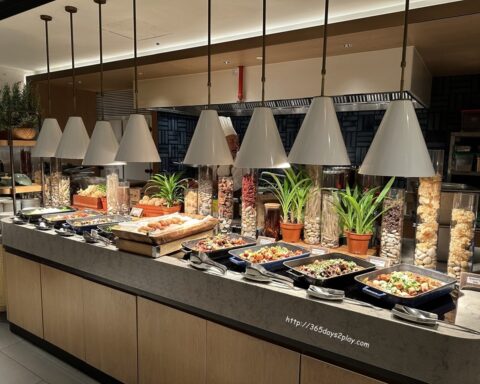 Marina Bay Sands– Birthday buffet at the revamped RISE Restaurant ...