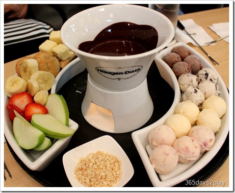 HÃ ¤ agen-Dazs ice-cream fondue.